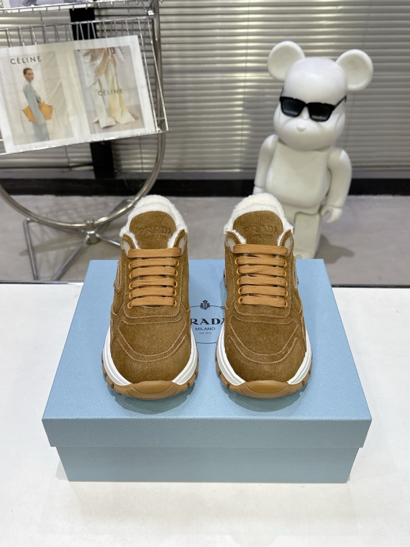 Pra*a sneakers